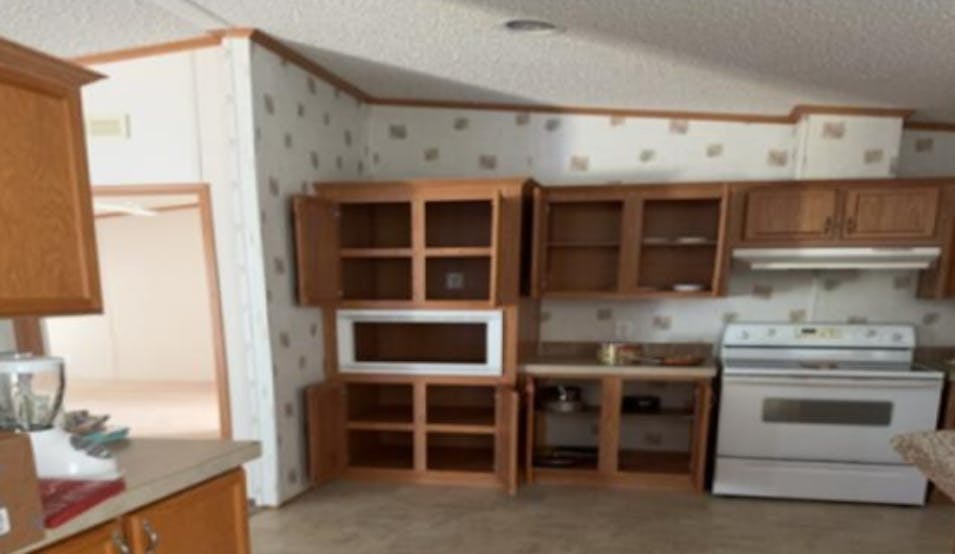 8466 Woodlands Trl Greenwood, LA 71033, Caddo County