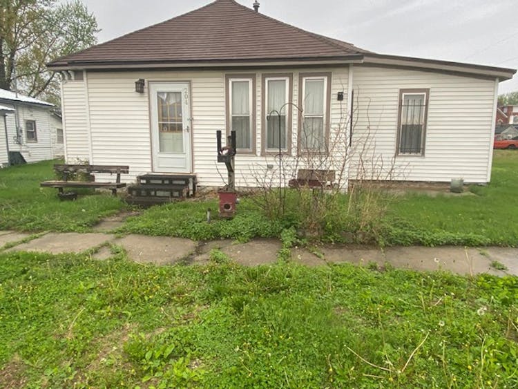 204 Missouri Ave Lorimor, IA 50149, Clarke County