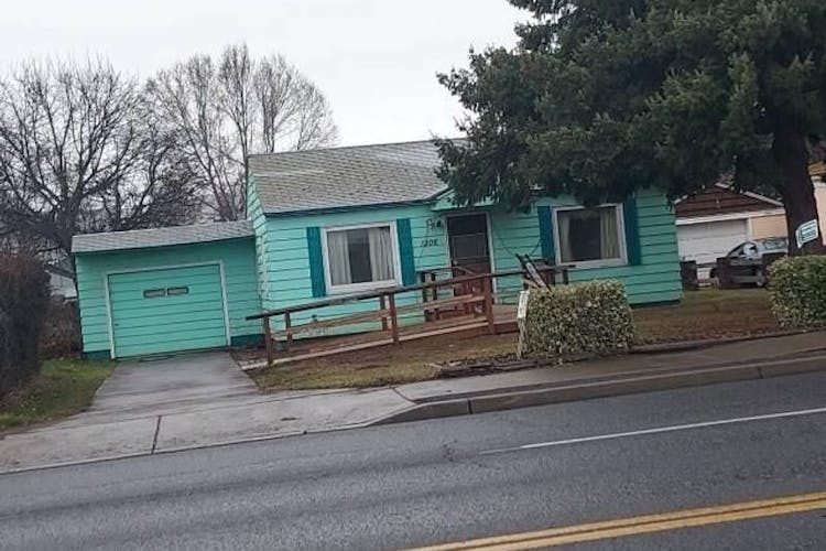 1306 W Washington Ave Yakima, WA 98903, Yakima County