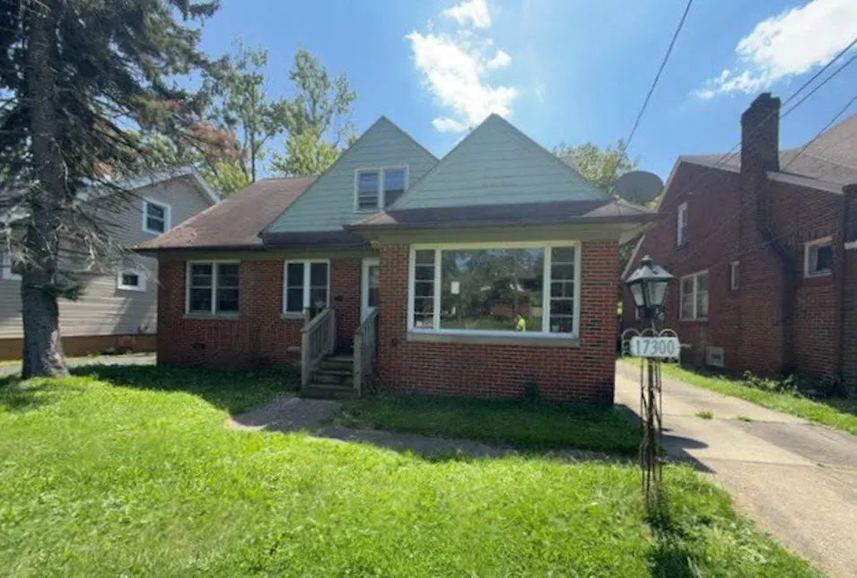 17300 Libby Rd Maple Heights, OH 44137, Cuyahoga County