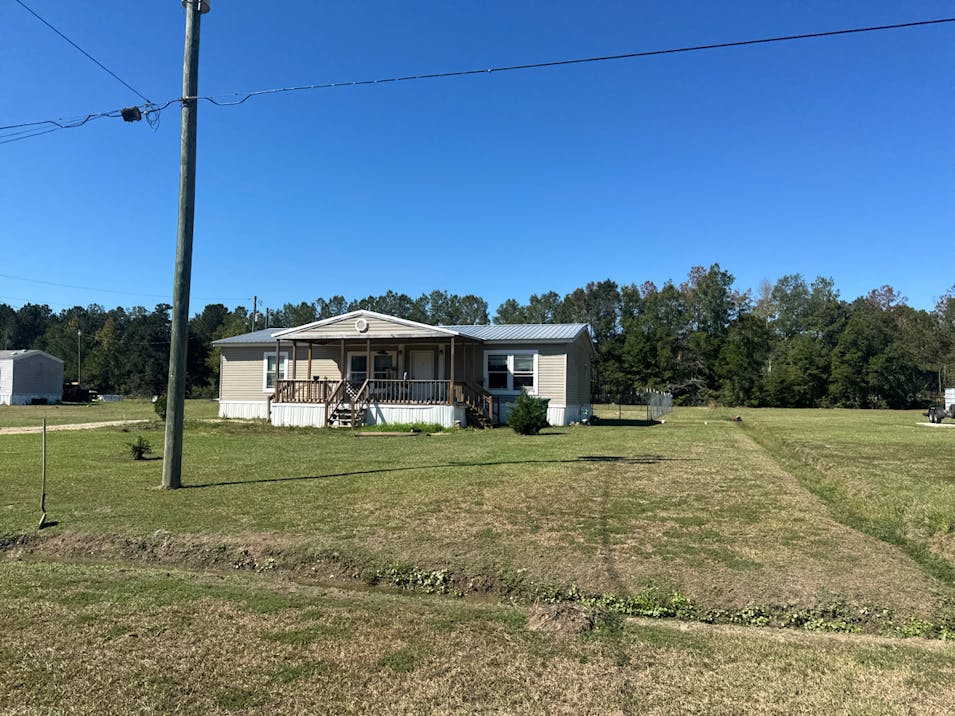 25163 Hwy 442 Independence, LA 70443, Livingston County