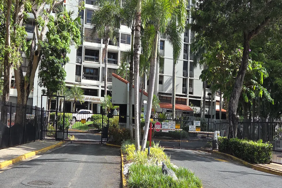 Parque De Las Fuentes Apt 1905 San Juan, PR 00918, San Juan County