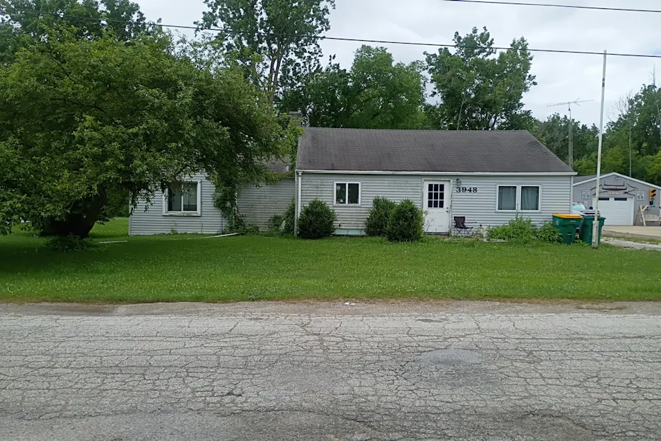 3948 Plummer Dr Bay City, MI 48706, Bay County