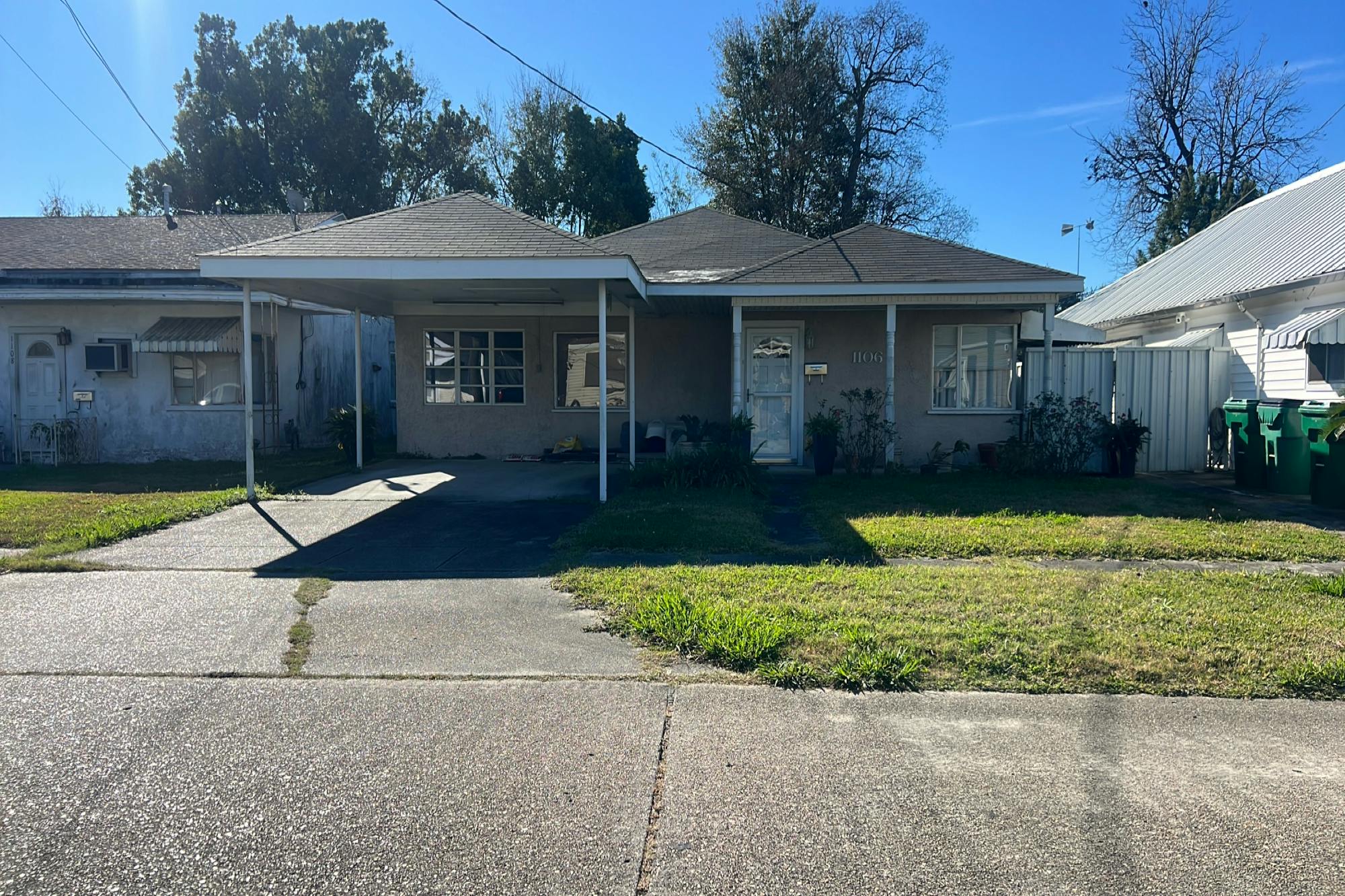 Perry St, Gretna, LA 70053