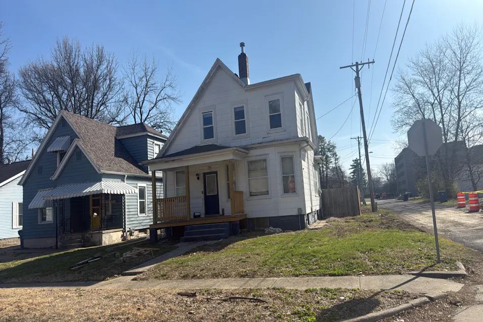 920 Henrietta St Springfield, IL 62704, Sangamon County