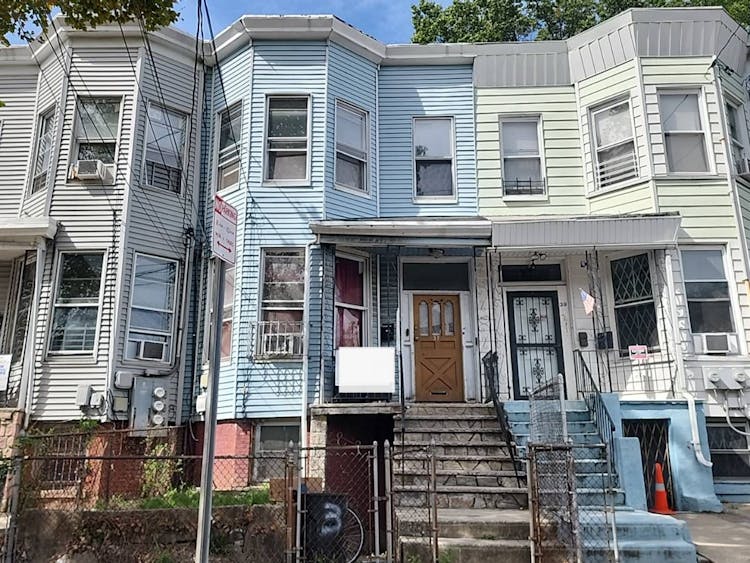 37 Arlington Ave Jersey City, NJ 07305, Hudson County