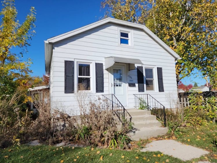 1926 S 16th St Sheboygan, WI 53081, Sheboygan County