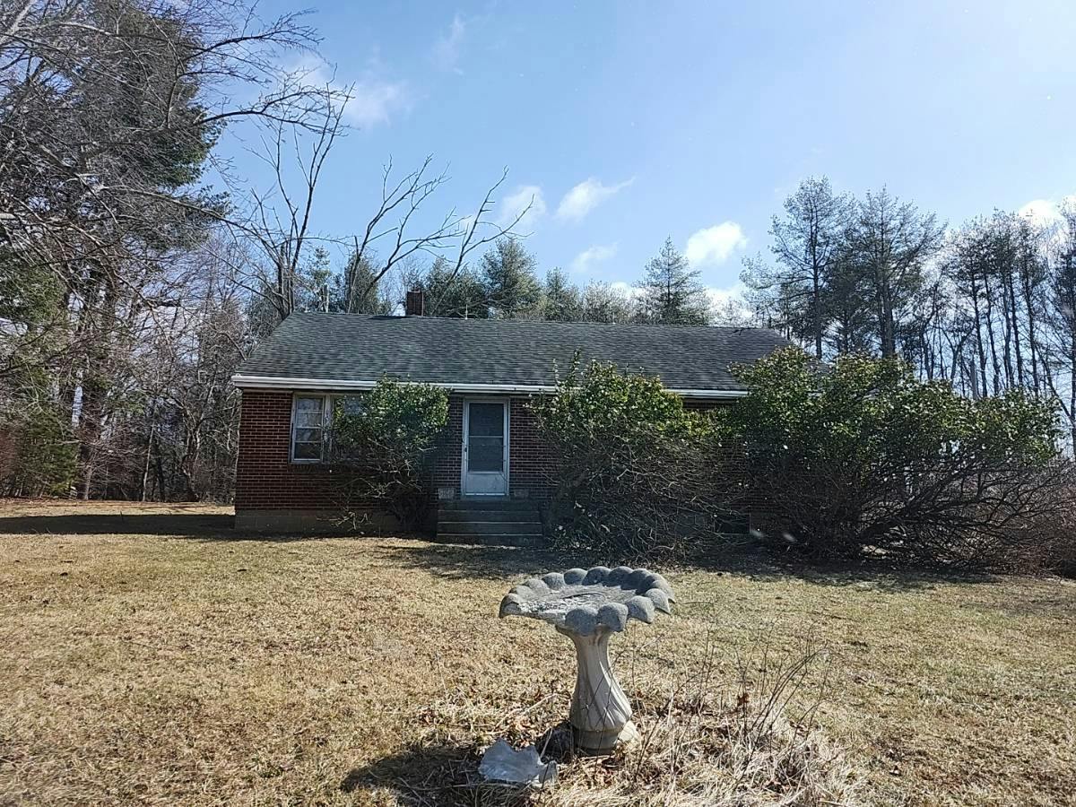 Floyd Hwy, Check, VA 24072