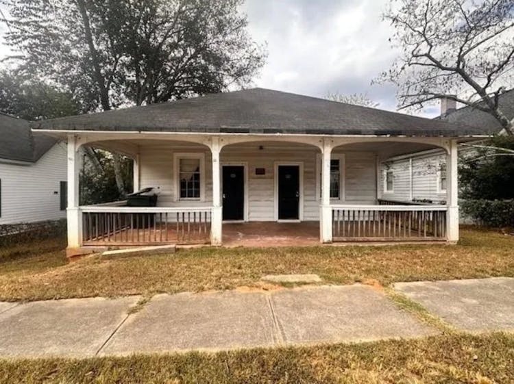 43 Hazel St Porterdale, GA 30014, Newton County