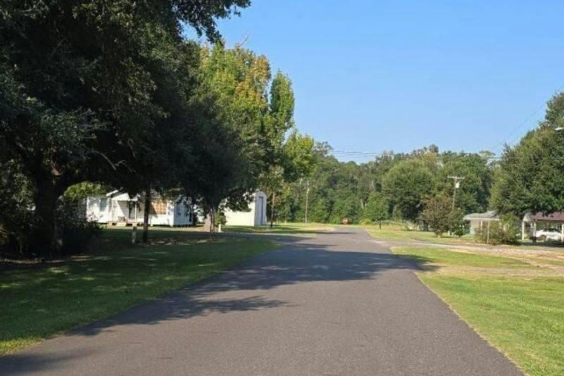 3rd Ave, Kinder, LA 70648