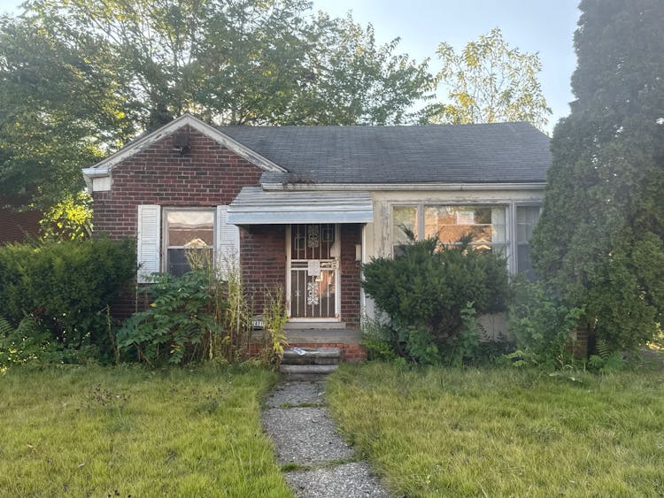 18313 Ashton Ave Detroit, MI 48219-2978, Wayne County