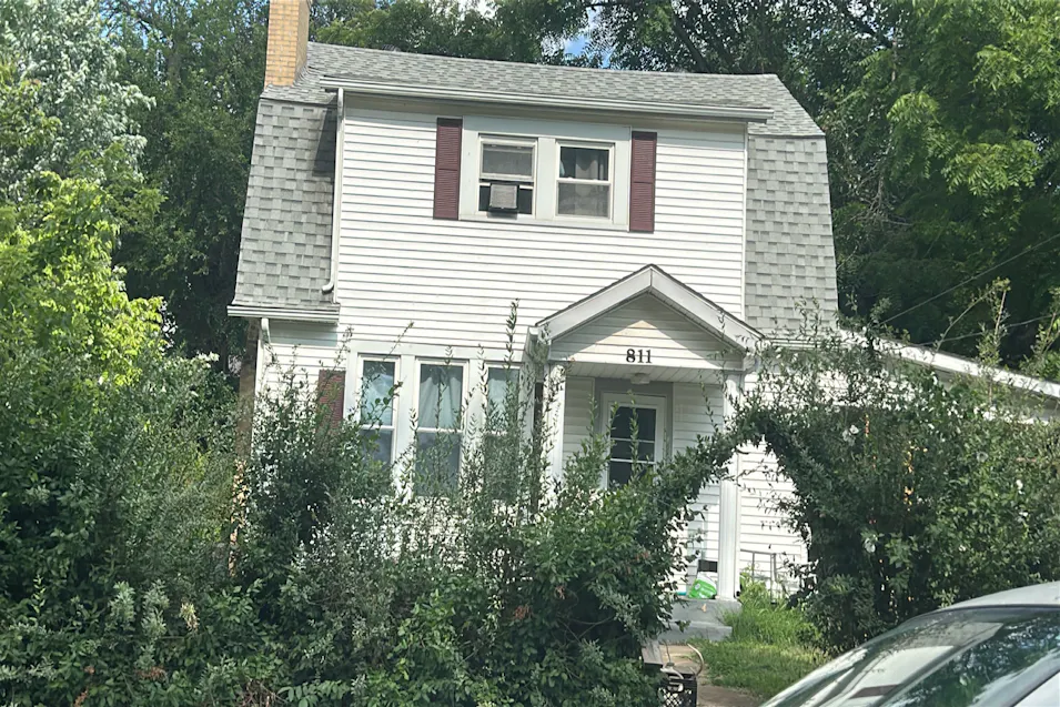 811 George St Alton, IL 62002, Madison County