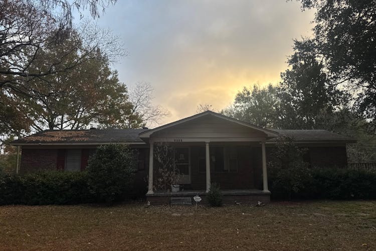 1004 Cypress Ln Greenwood, MS 38930, Leflore County