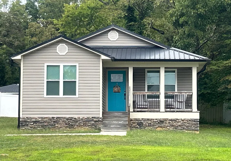 700 W Holt St Mebane, NC 27302, Alamance County