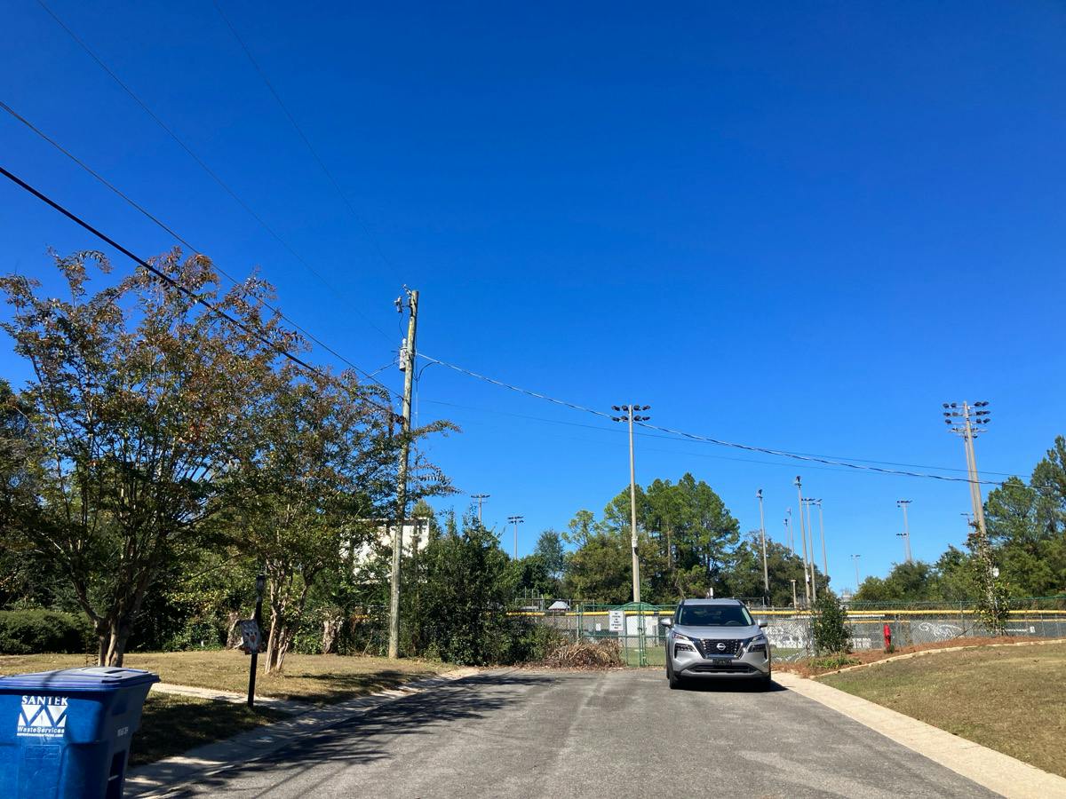 Deerfield Dr, Hoover, AL 35226