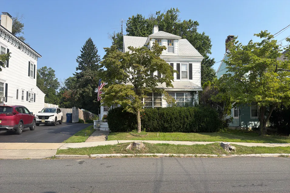 242 Mercer St Hightstown, NJ 08520, Mercer County