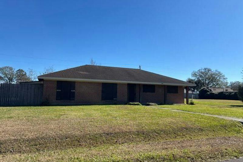 Baker St, Broussard, LA 70518