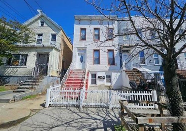 73 Milford Street Brooklyn, NY 11208, Kings County