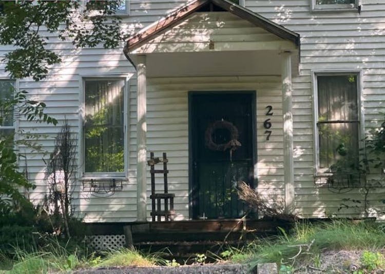 267 E Riverside Rd East Millsboro, PA 15433, Fayette County