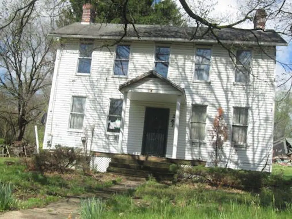 267 E Riverside Rd East Millsboro, PA 15433, Fayette County