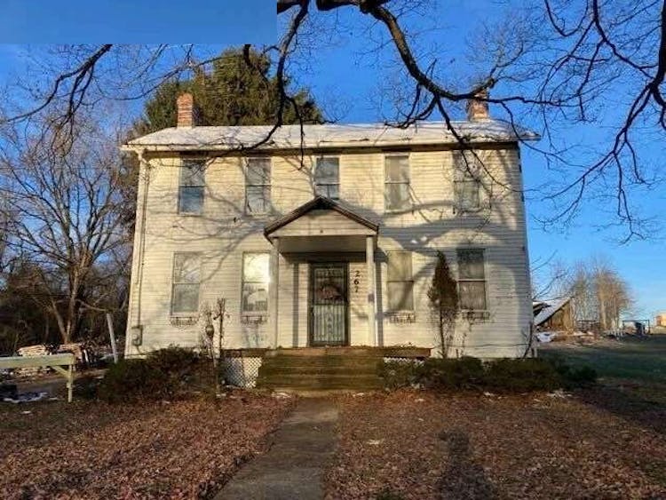 267 E Riverside Rd East Millsboro, PA 15433, Fayette County