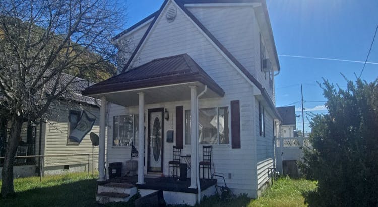 1020 10th St Nitro, WV 25143, Kanawha County