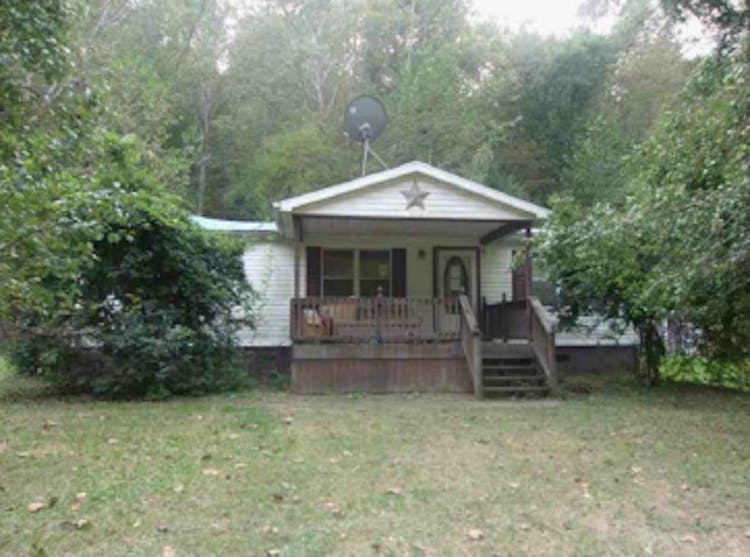 3880 Raccoon Creek Rd Branchland, WV 25506, Cabell County