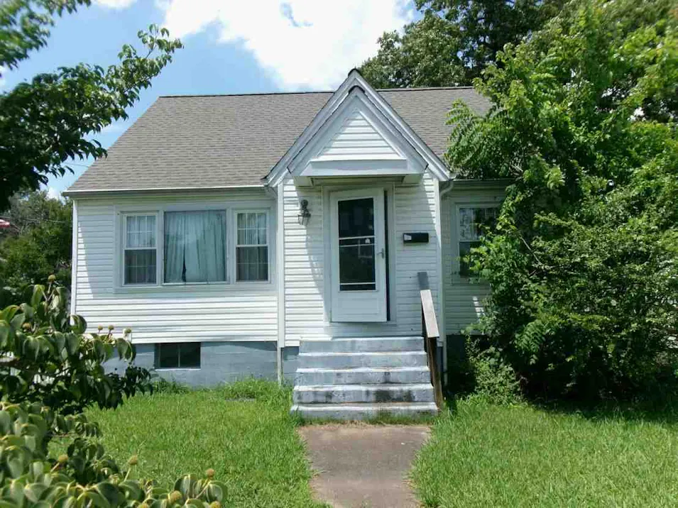 2627 Adams St Paducah, KY 42003, McCracken County