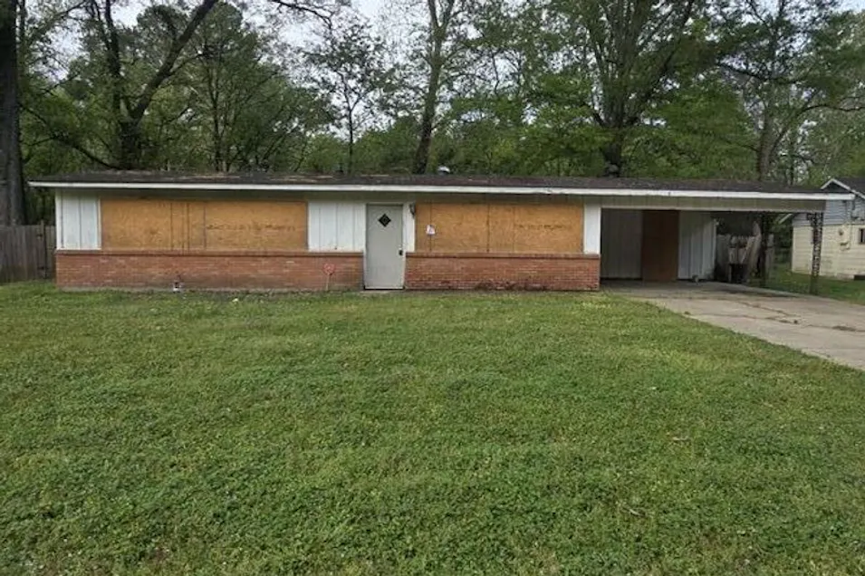 1151 Wooddell Drive Jackson, MS 39212, Hinds County