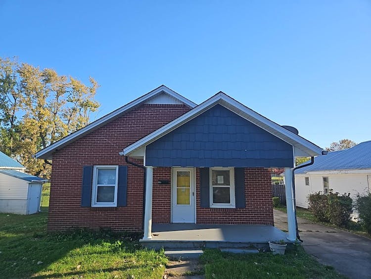 815 E Gladys St Sikeston, MO 63801, Scott County