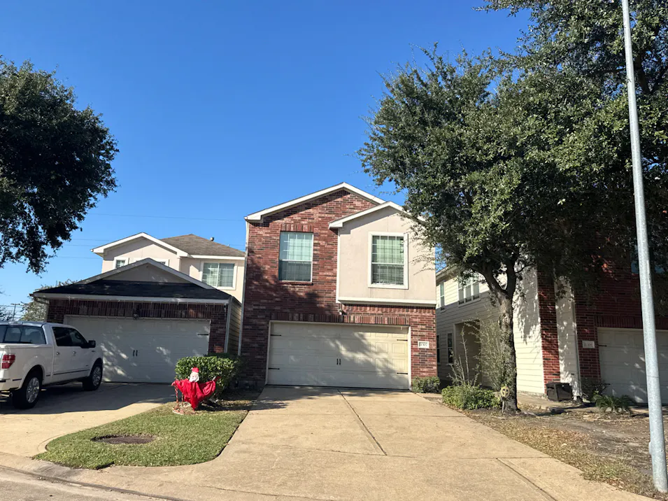 11307 Hackmatack Way Houston, TX 77066, Harris County