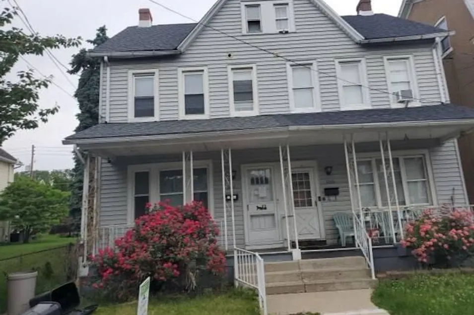 1037 Seneca St Fountain Hill, PA 18015, Lehigh County