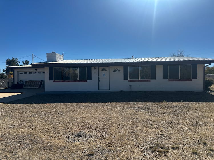 1014e Justin Street Pearce, AZ 85625, Cochise County