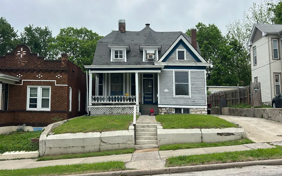 420 E 9th St Alton, IL 62002, Madison County