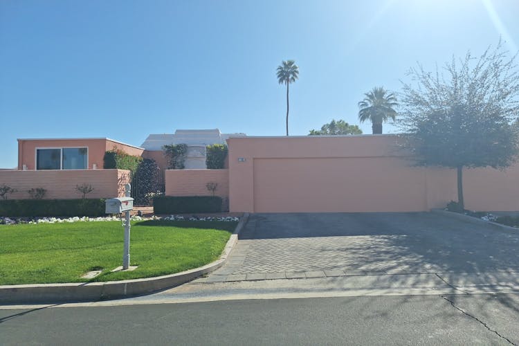 47182 El Agadir Circle Palm Desert, CA 92260, Riverside County