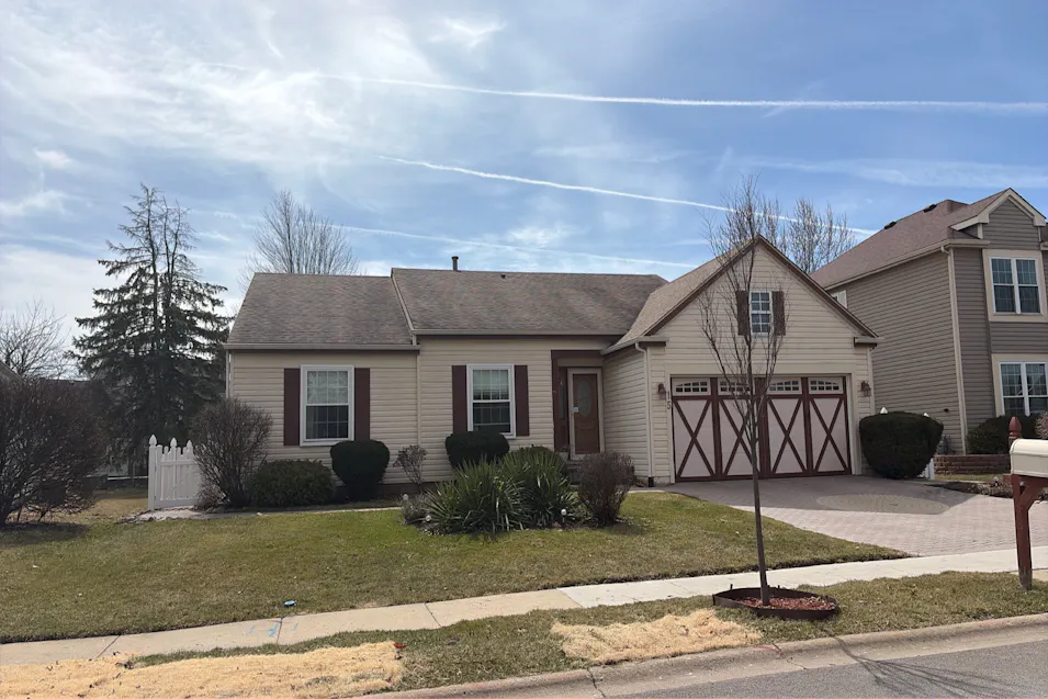 15 Buchanan Lane Streamwood, IL 60107, Cook County