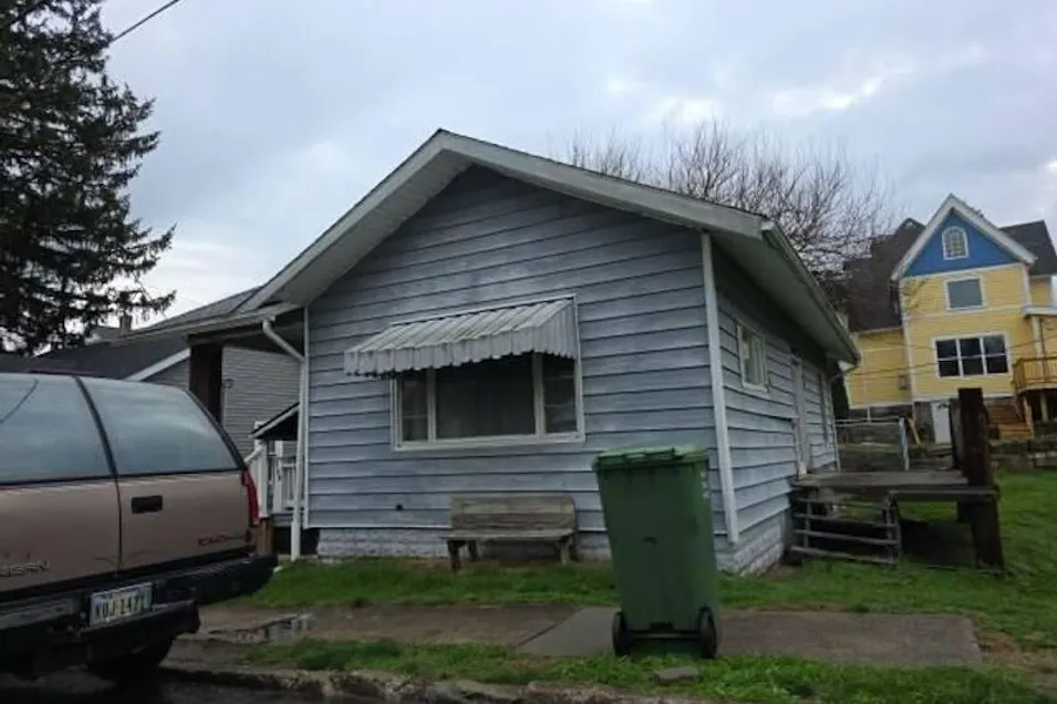308 Mehaffey Court Cambridge, OH 43725, Guernsey County