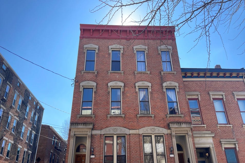 433 - 435 Hopkins St Cincinnati, OH 45203, Hamilton County