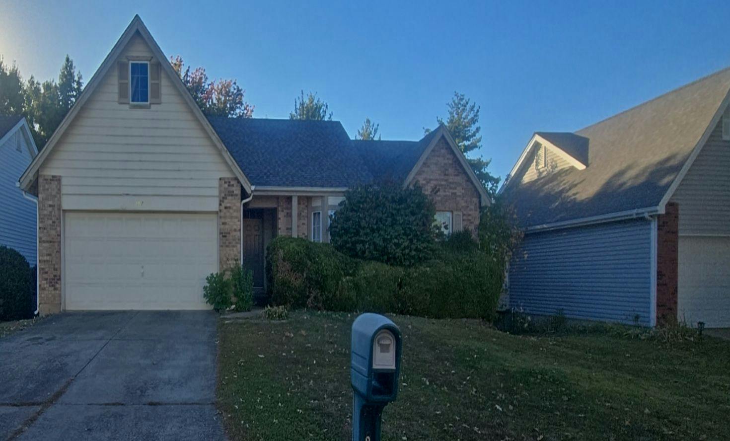 Misty Valley Dr, Saint Peters, MO 63376