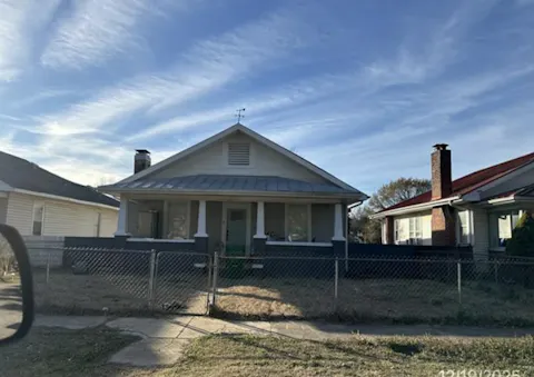 1009 N Atlanta Ave, Sheffield, AL 35660, Colbert County