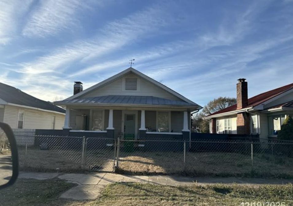 1009 N Atlanta Ave Sheffield, AL 35660, Colbert County