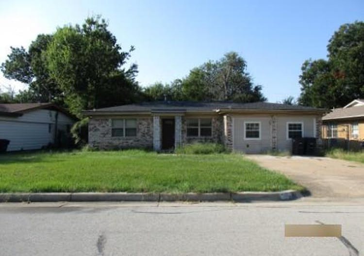 2101 Bettibart St Fort Worth, TX 76134, Tarrant County