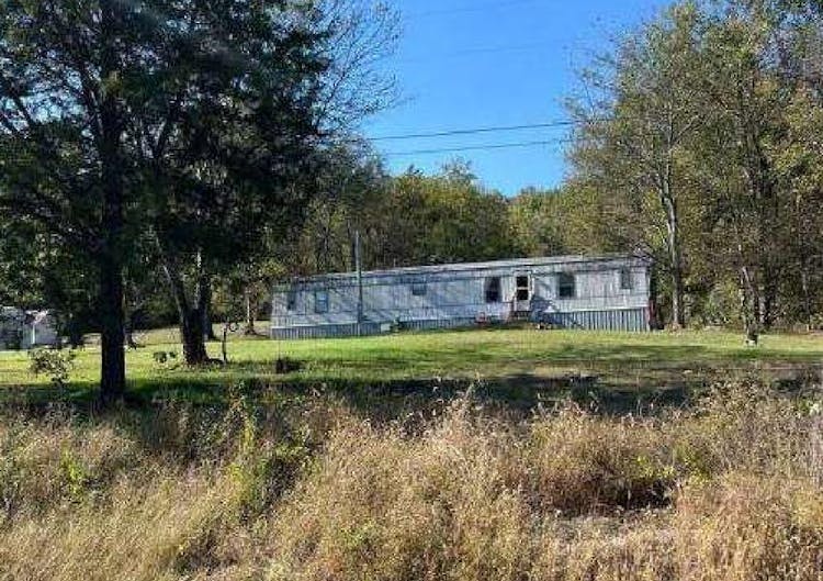 163 Wilburn Hollow Rd Riddleton, TN 37151, Smith County