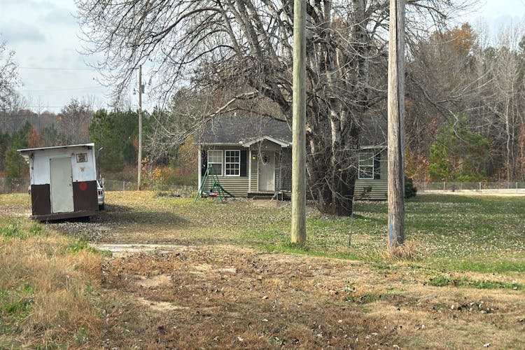 668 Cook St Lexington, TN 38351, Henderson County