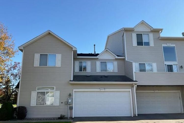 8626 Savanna Oaks Bay #a Woodbury, MN 55125, Washington County