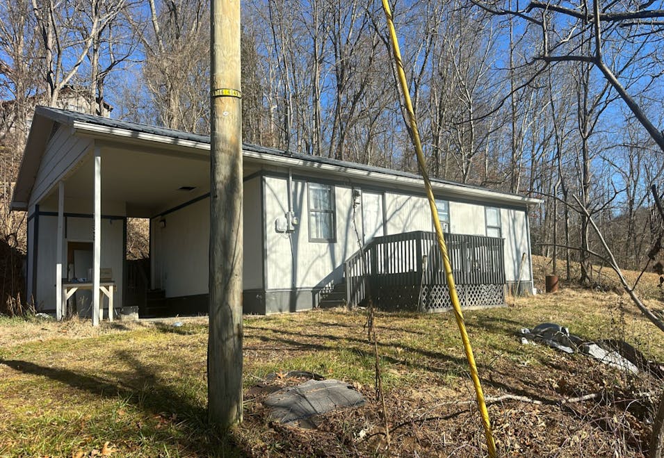 138 Beech Ave NE Coeburn, VA 24230, Wise County