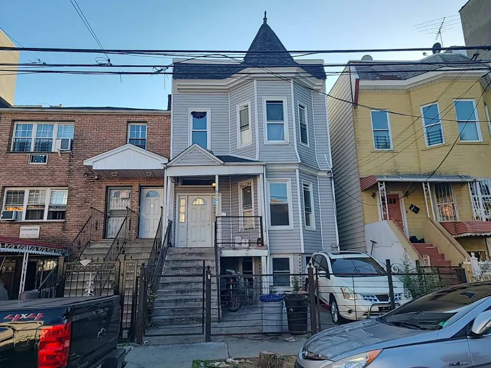 800 Elsmere Place Bronx, NY 10460, Bronx County