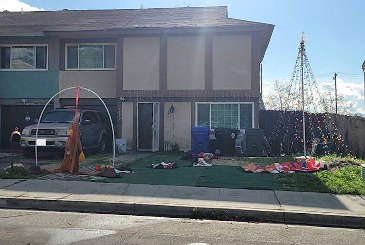 6890 John Dr Riverside, CA 92509, Riverside County