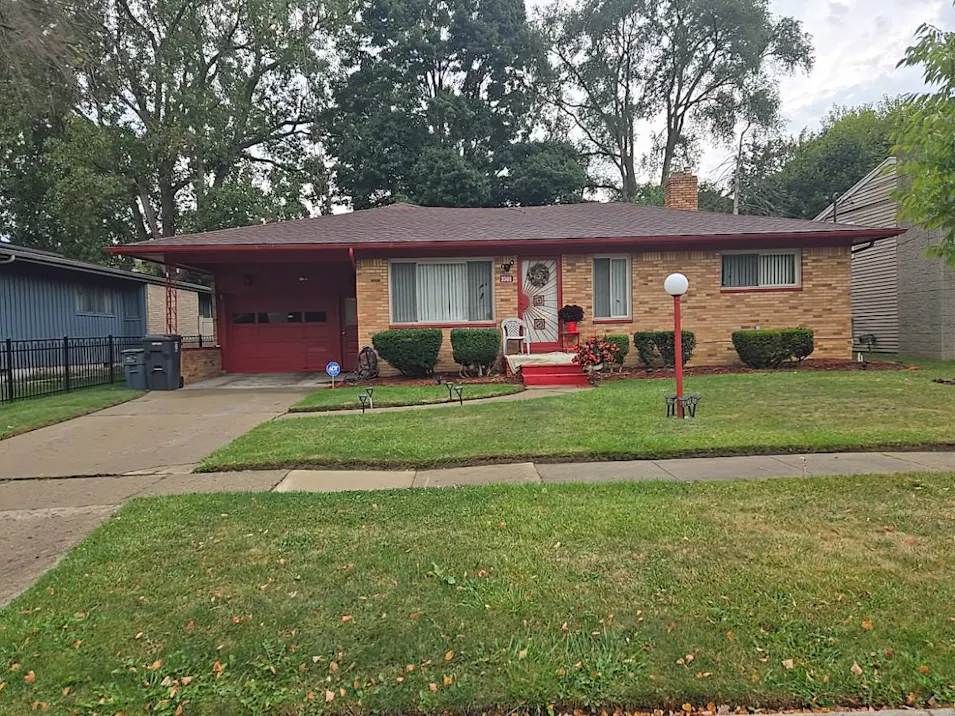 3301 Helber St Flint, MI 48504, Genesee County