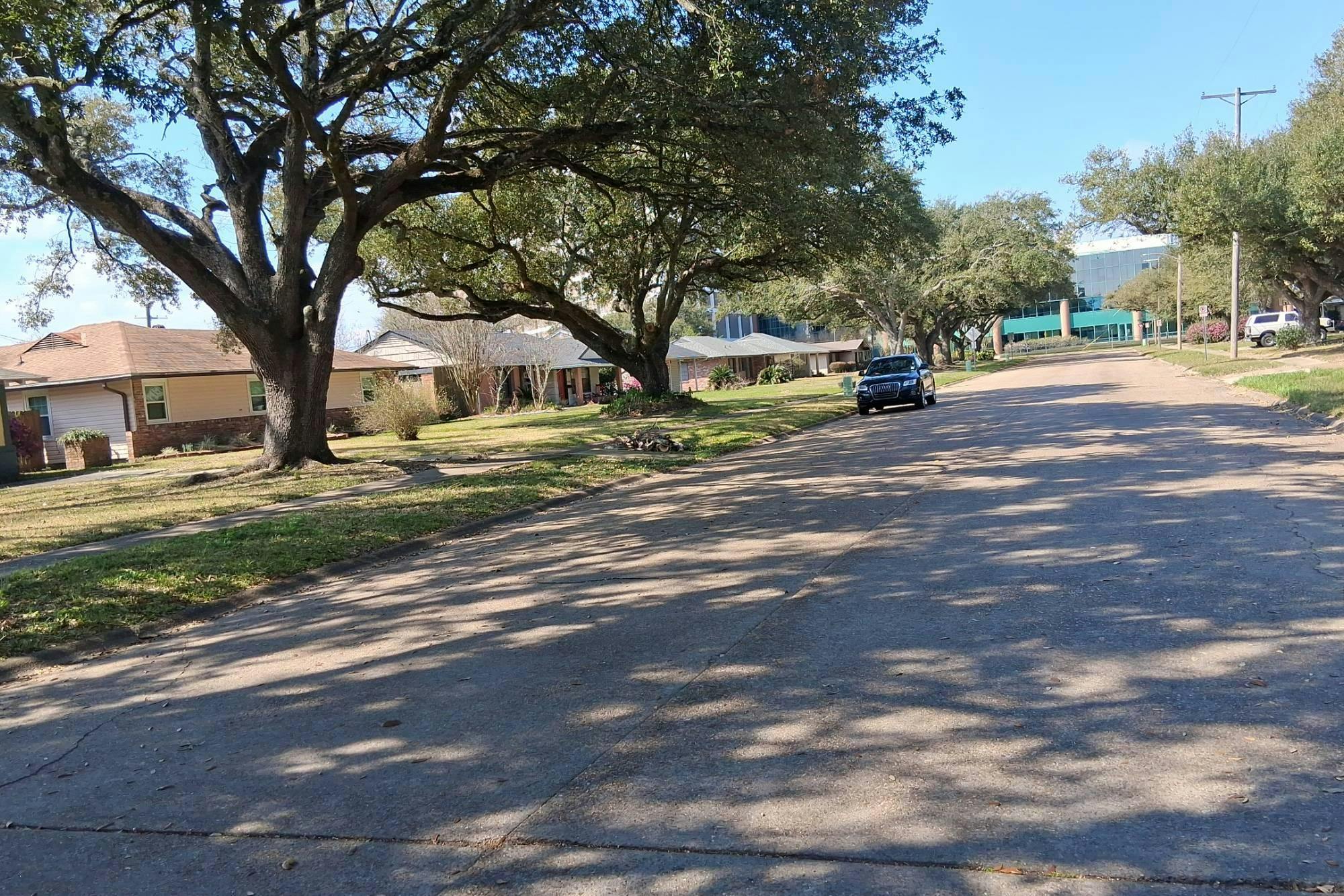 19th St, Lake Charles, LA 70601